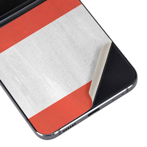 Peru Flag Distressed Galaxy Z Flip5 5G Skin